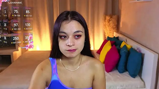 Leila Hefner online show from September 2025 03:39:01 AM