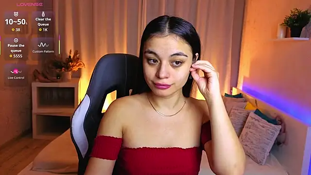 Leila Hefner online show from December 2025 02:50:02 AM