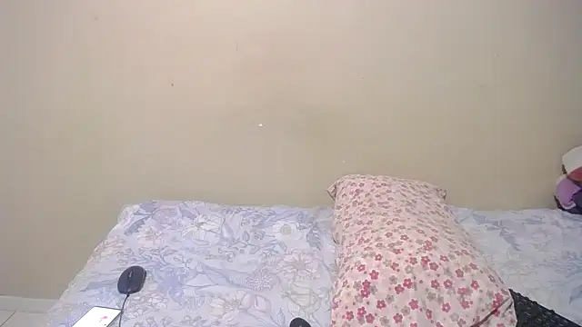 Blackberry96  online show from January 2026 11:08:01 PM