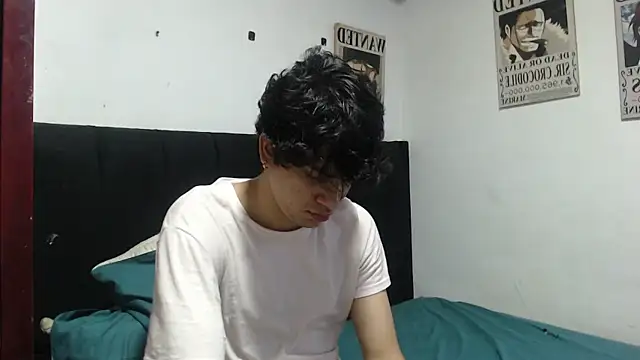 alice julls online show from April 2026 02:51:01 PM
