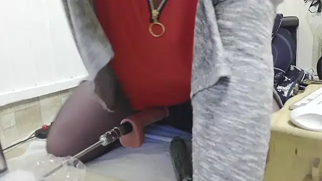 honey47 online show from November 2025 11:21:01 AM