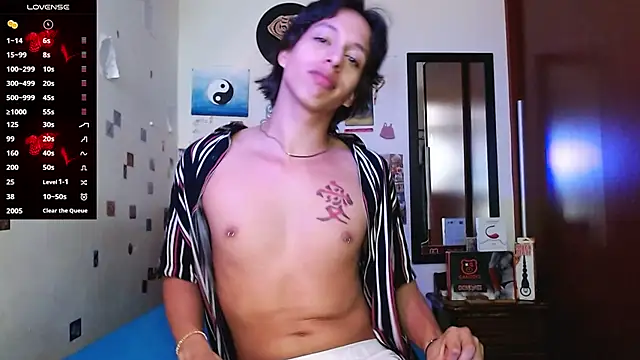 DannyPhantom555 online show from November 2025 06:01:02 PM