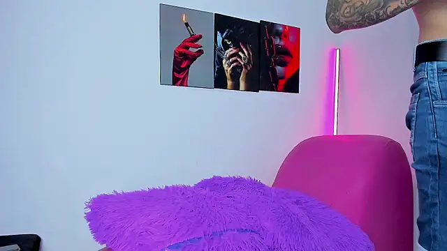 Sweettmia online show from November 2025 10:19:02 PM