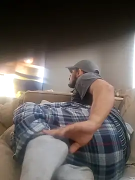 Steventorres4958 online show from April 2026 07:39:01 PM