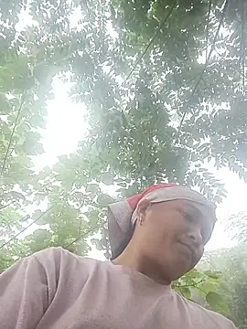 Snapshot of Love-Mama33 chatting on October 2025 01:02:02 AM Love-Mama33 online show from October 2025 01:02:02 AM