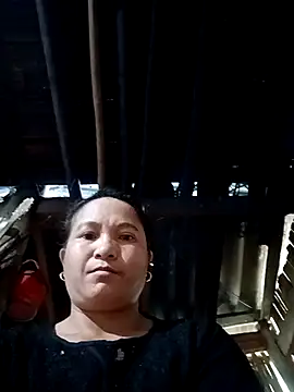 Snapshot of Love-Mama33 chatting on November 2025 01:04:02 AM Love-Mama33 online show from November 2025 01:04:02 AM