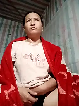 Snapshot of Love-Mama33 chatting on November 2025 11:26:02 PM Love-Mama33 online show from November 2025 11:26:02 PM