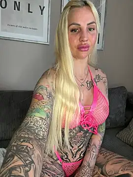 CoraDiamond online show from March 2026 11:43:02 AM