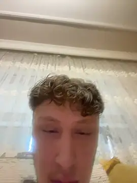 Snapshot of efeees35 chatting on February 2026 02:02:02 PM efeees35 online show from February 2026 02:02:02 PM