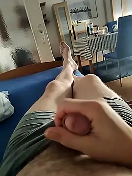 Brutalle88 online show from September 2025 04:17:01 PM