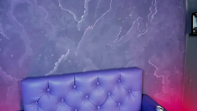 Lili milk20 online show from March 2026 07:06:02 PM