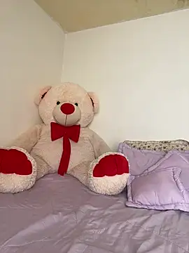 Snapshot of Zara_Bel chatting on February 2026 06:22:02 PM Zara Bel online show from February 2026 06:22:02 PM