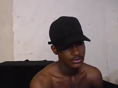 Snapshot of brihansexx chatting on February 2026 08:32:01 AM brihansexx online show from February 2026 08:32:01 AM