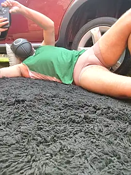 bad wolf28 online show from October 2025 10:34:02 AM