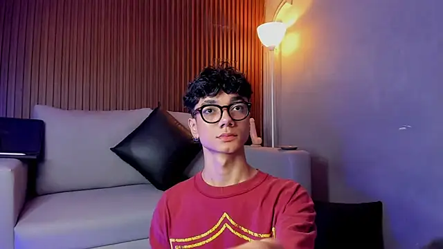 Snapshot of Phillicious__ chatting on March 2026 04:46:01 AM Phillicious online show from March 2026 04:46:01 AM