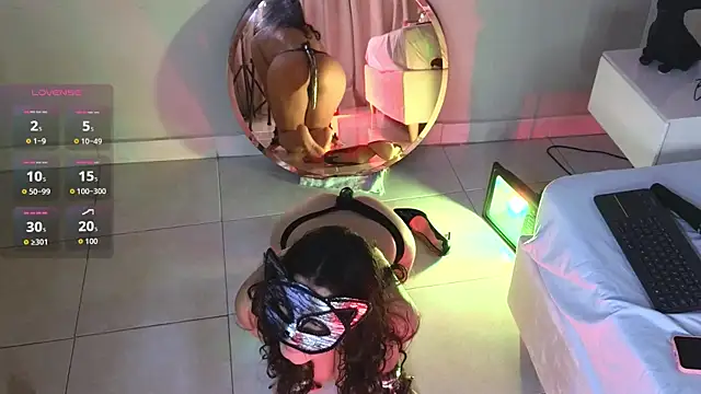 Snapshot of salma_falcon chatting on October 2025 07:45:02 PM salma falcon online show from October 2025 07:45:02 PM