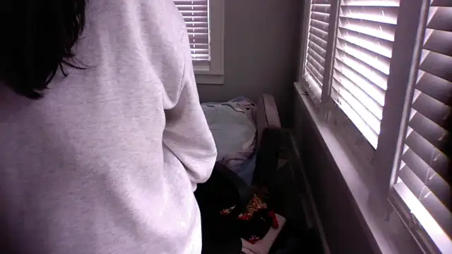 furikitty online show from November 2025 05:57:02 PM