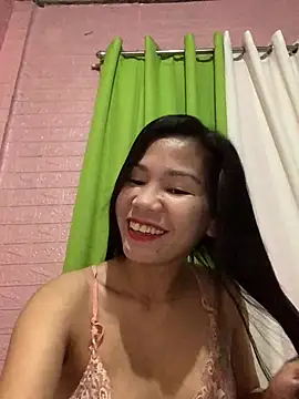 Snapshot of Cleo17 chatting on April 2026 02:48:02 PM Cleo17 online show from April 2026 02:48:02 PM