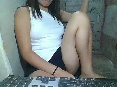 Skinny PinayGirljust18 online show from June 2026 11:03:01 PM
