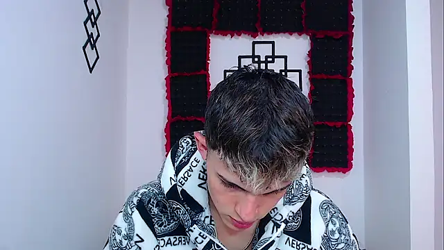 john vichenso online show from January 2026 10:01:01 PM