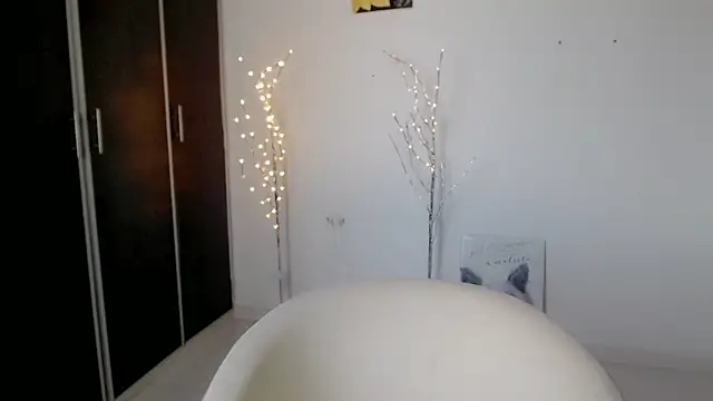 Snapshot of Darlyn_big chatting on October 2025 08:46:02 PM Darlyn big online show from October 2025 08:46:02 PM