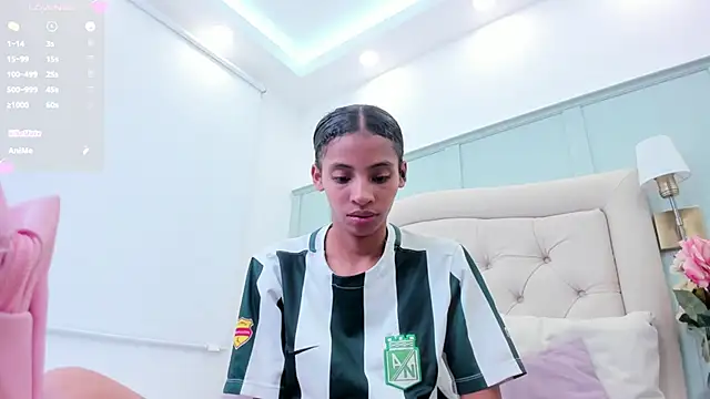 Snapshot of sarah_ashbourne chatting on October 2025 01:56:02 PM sarah ashbourne online show from October 2025 01:56:02 PM