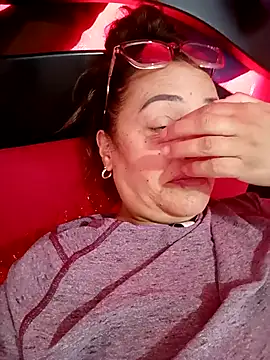 Lady 16 online show from September 2025 03:28:02 PM