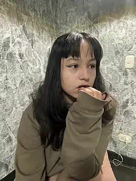 Eymmy 24 online show from March 2026 10:32:01 AM