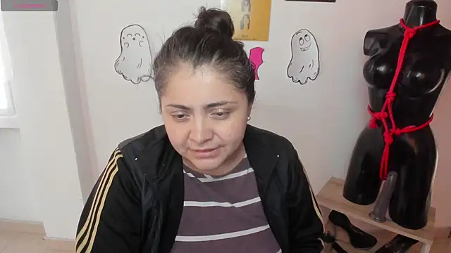 Snapshot of TifanyAmazinng chatting on October 2025 12:47:01 PM TifanyAmazinng online show from October 2025 12:47:01 PM