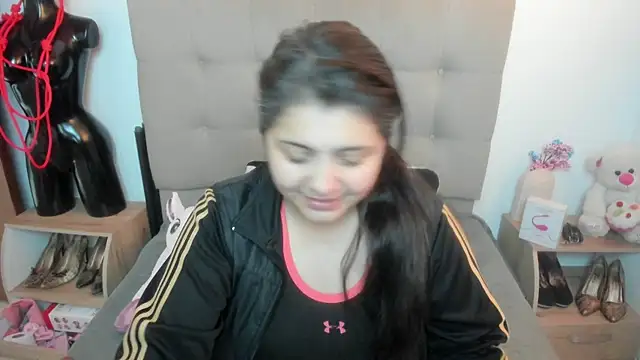 Snapshot of TifanyAmazinng chatting on December 2025 12:25:01 PM TifanyAmazinng online show from December 2025 12:25:01 PM