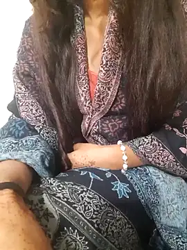 Snapshot of Aarti-kumri chatting on October 2025 10:21:02 PM Aarti-kumri online show from October 2025 10:21:02 PM