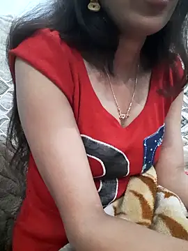 Aarti-kumri online show from December 2025 07:33:02 PM