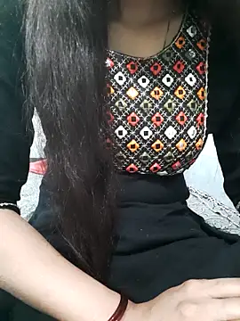 Aarti-kumri online show from February 2026 08:16:02 PM