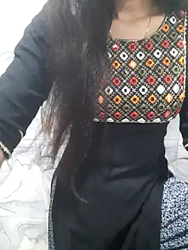 Aarti-kumri online show from April 2026 05:59:01 PM