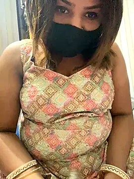 Snapshot of Saaay_StripQueen chatting on September 2025 07:36:02 PM Saaay StripQueen online show from September 2025 07:36:02 PM