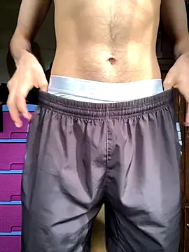 Snapshot of Axel-Mejia chatting on October 2025 07:40:01 PM Axel-Mejia online show from October 2025 07:40:01 PM