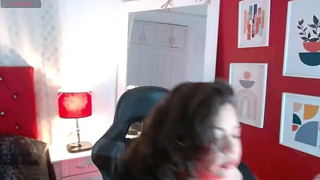 merly chica online show from December 2025 01:05:02 PM