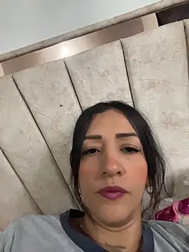 Snapshot of kendall_flower chatting on March 2026 03:45:01 PM kendall flower online show from March 2026 03:45:01 PM