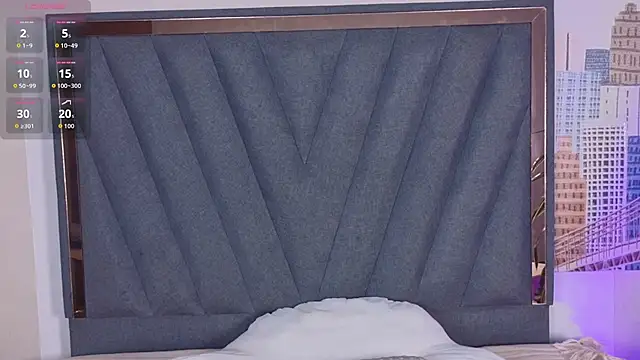 VelvetFox  online show from February 2026 09:33:02 PM