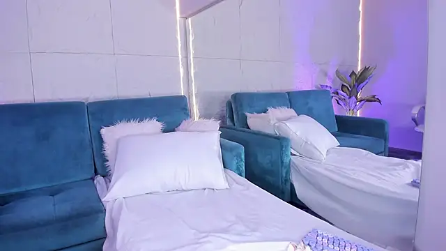 DulceGreem online show from February 2026 08:07:02 PM