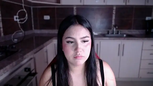 Snapshot of ValentinaMillers_ chatting on October 2025 10:46:02 AM ValentinaMillers online show from October 2025 10:46:02 AM