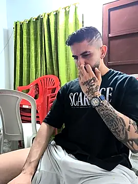 giannis090 online show from February 2026 03:33:01 AM