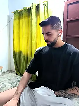 giannis090 online show from February 2026 09:44:01 PM