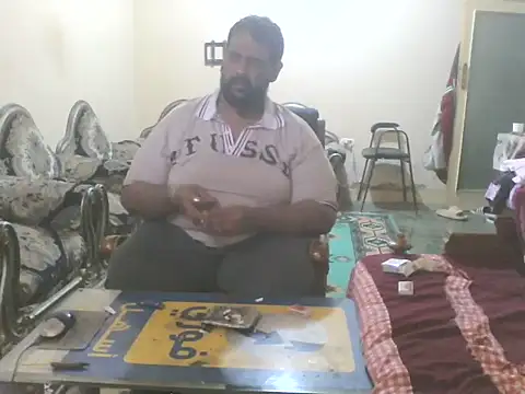 Snapshot of elpoop7305 chatting on October 2025 10:17:02 AM elpoop7305 online show from October 2025 10:17:02 AM