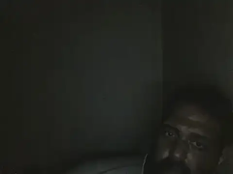 Snapshot of elpoop7305 chatting on November 2025 11:25:01 PM elpoop7305 online show from November 2025 11:25:01 PM