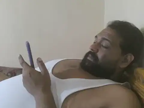 Snapshot of elpoop7305 chatting on November 2025 07:13:02 PM elpoop7305 online show from November 2025 07:13:02 PM