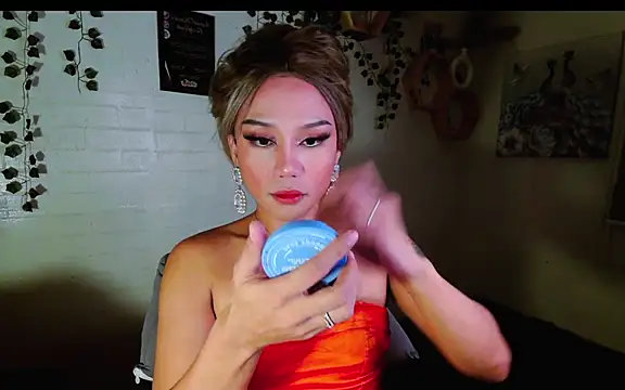 YourNikkieXxx online show from October 2025 03:31:02 PM