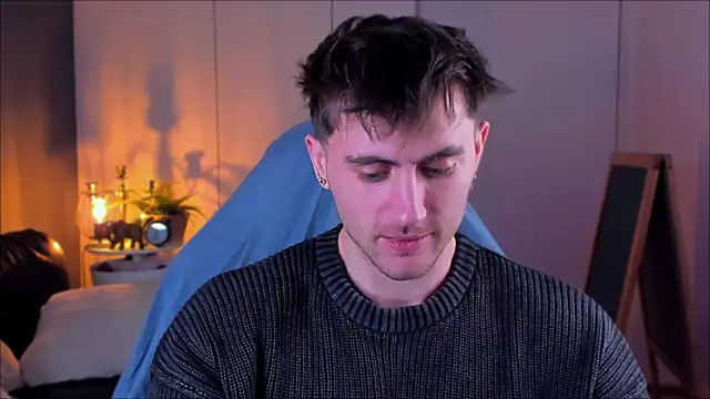 Oscar Miller  online show from November 2025 09:11:01 PM