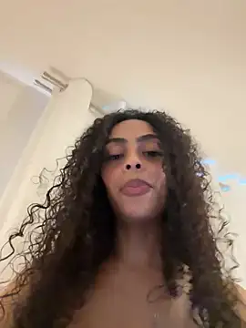 yasmingarcia online show from January 2026 01:05:02 PM