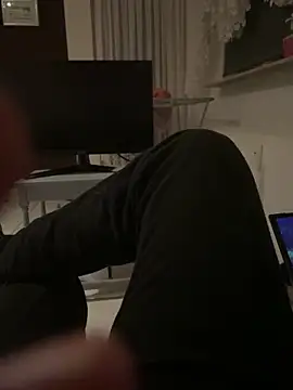 geilheit12 online show from December 2025 02:07:02 AM